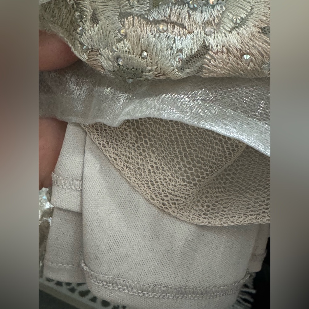 A-line embroidered floral gown - Picture 13 of 16